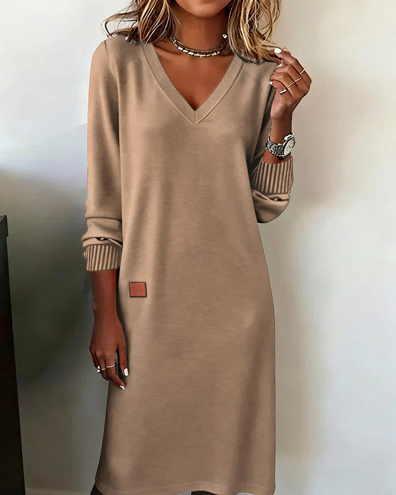 Lusiaβ’ | V-neck long-sleeve sweatshirt dress