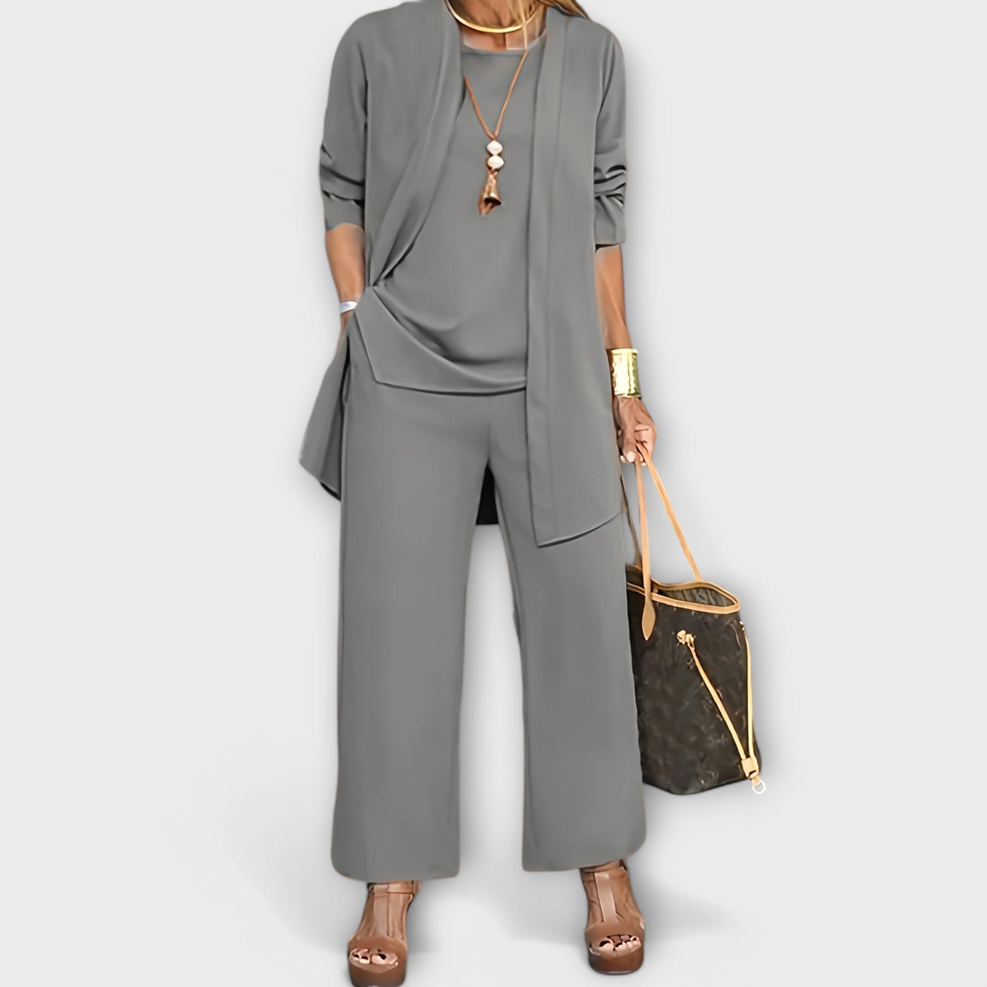 Saki™ | Elegant and Comfortable 3-Piece Set