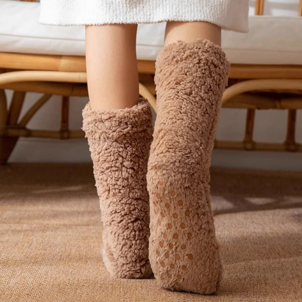 delphina™ | Sherpa fuzzy cozy crew socks