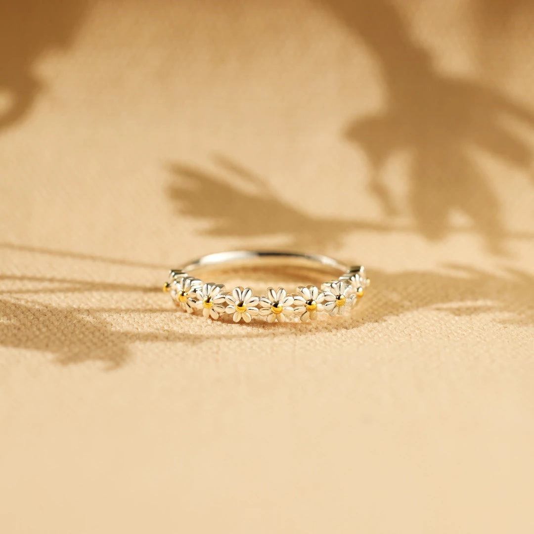 Garden - Luxurious Flower Adjustable Ring