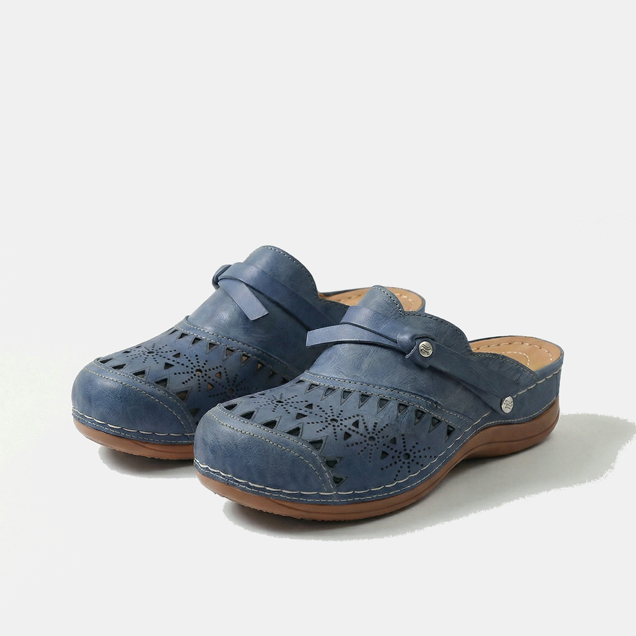 Lyla – Comfortable Everyday Clogs