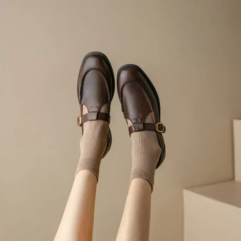 Suzanne - Retro Shoes