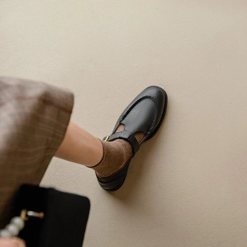 Suzanne - Retro Shoes