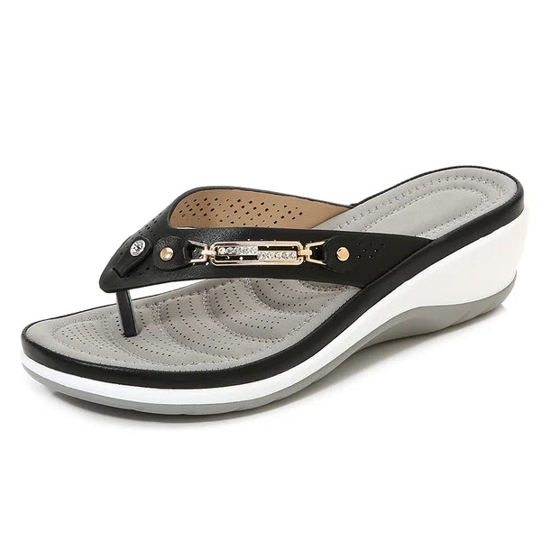 Astridβ’ | Elegant Cushioned Sandals