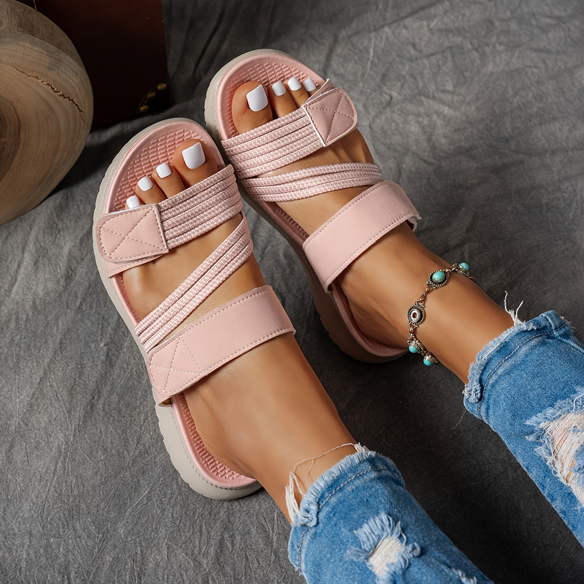 Cleo – Sporty Comfort Sandal with Platform Sole