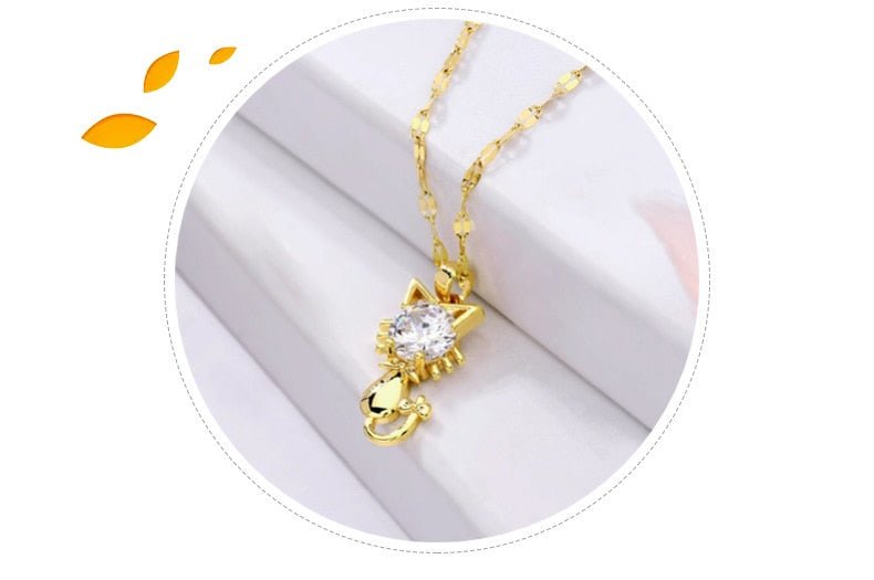 Golden cat necklace with zircon