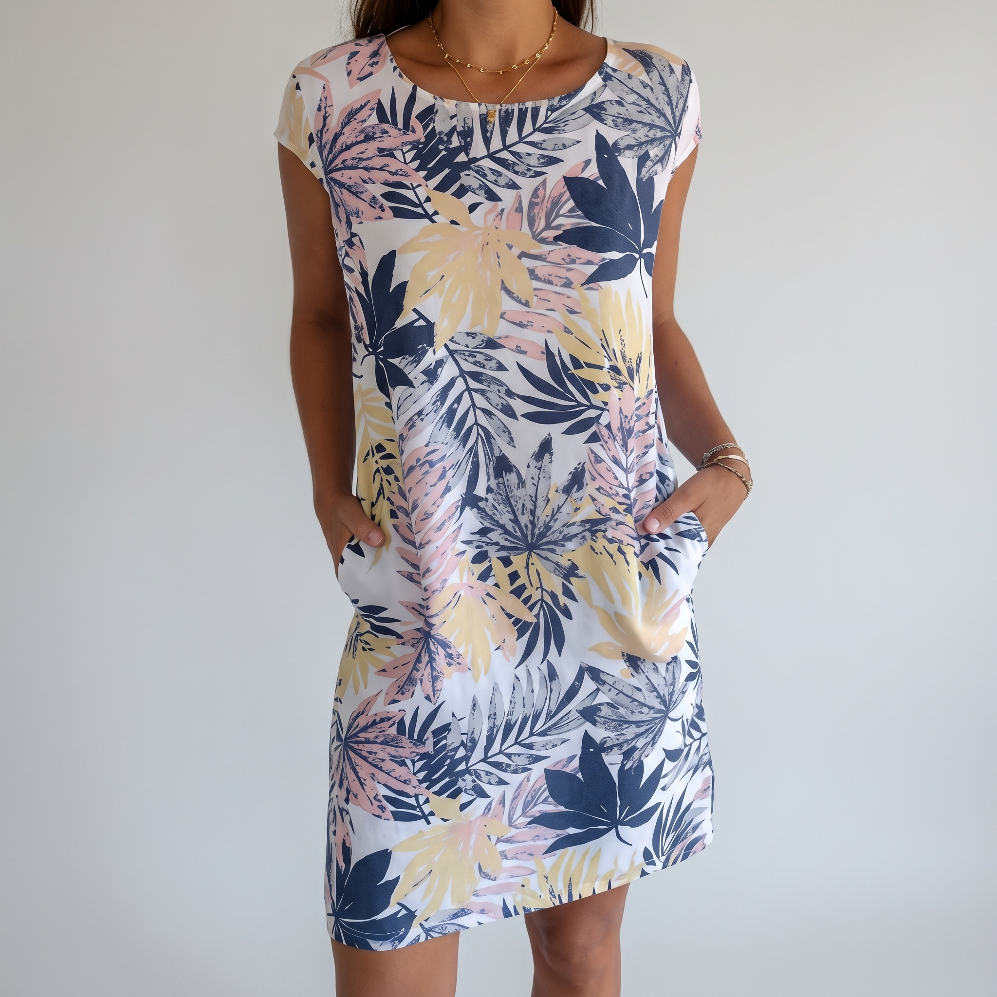 Breathable Tropical Print Side-Pocket Shift Dress