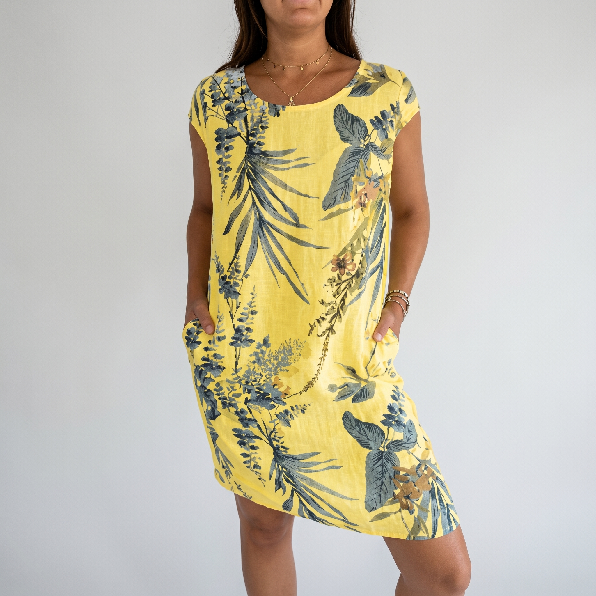 Breathable Tropical Print Side-Pocket Shift Dress