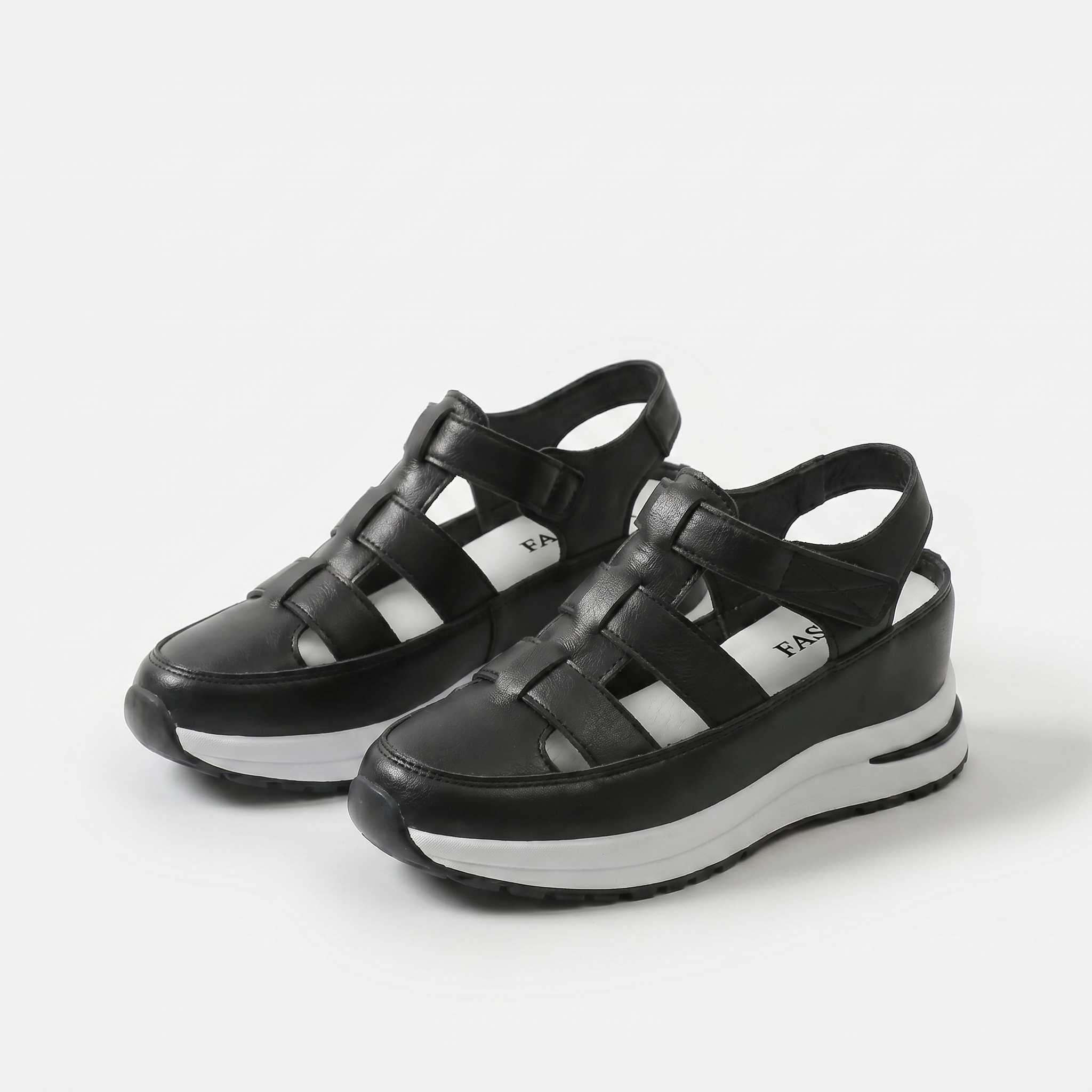 Lone – Perfectly Comfortable Sandals