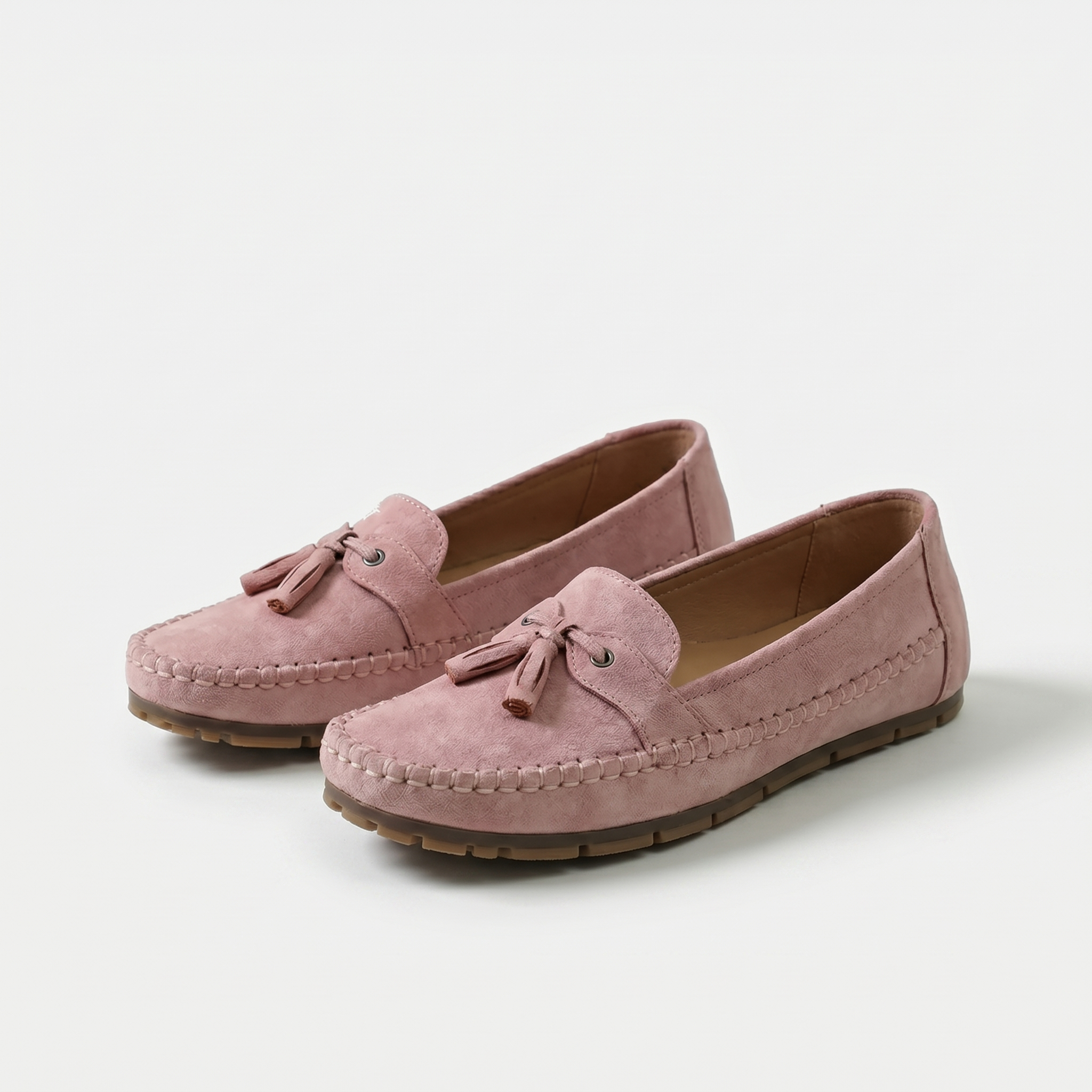 Nadine – Classic Loafers with Tassel Detail