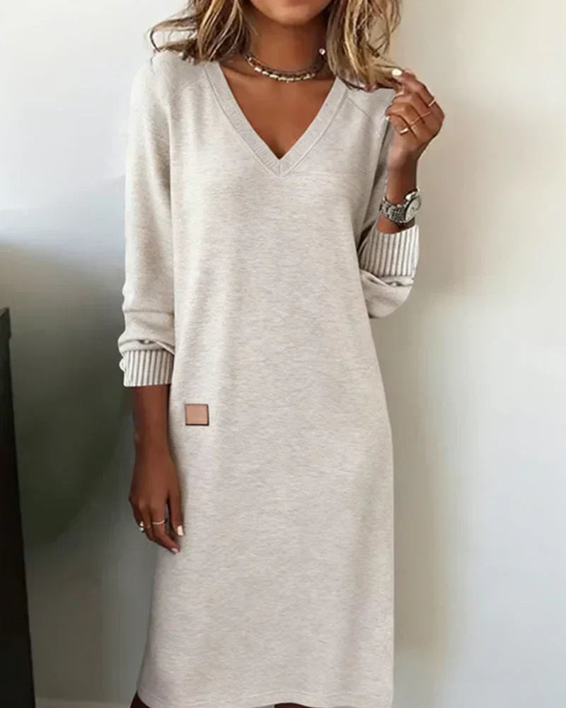 Lusia™ | V-neck long-sleeve sweatshirt dress