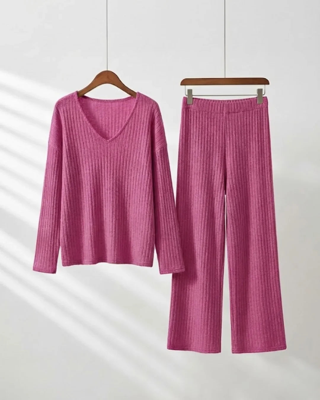 Lorenza™ | Ribbed V-neck two-piece lounge set