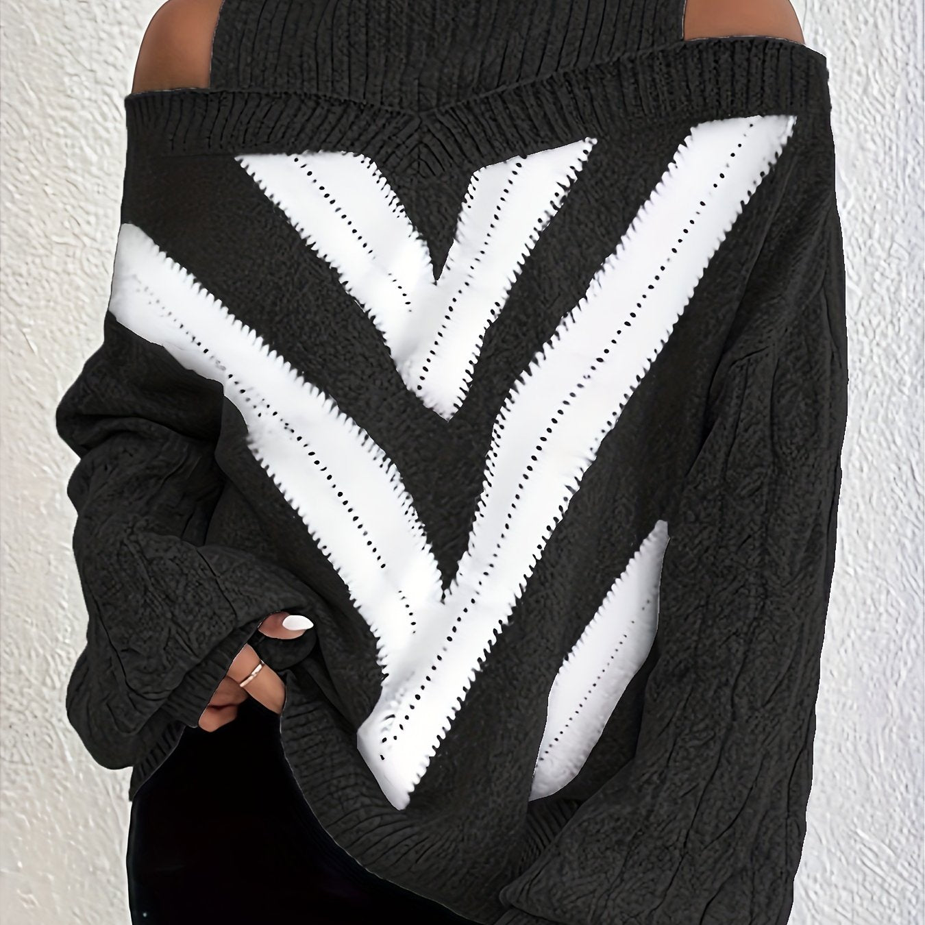 Noa™ | Elegant Off-Shoulder Sweater