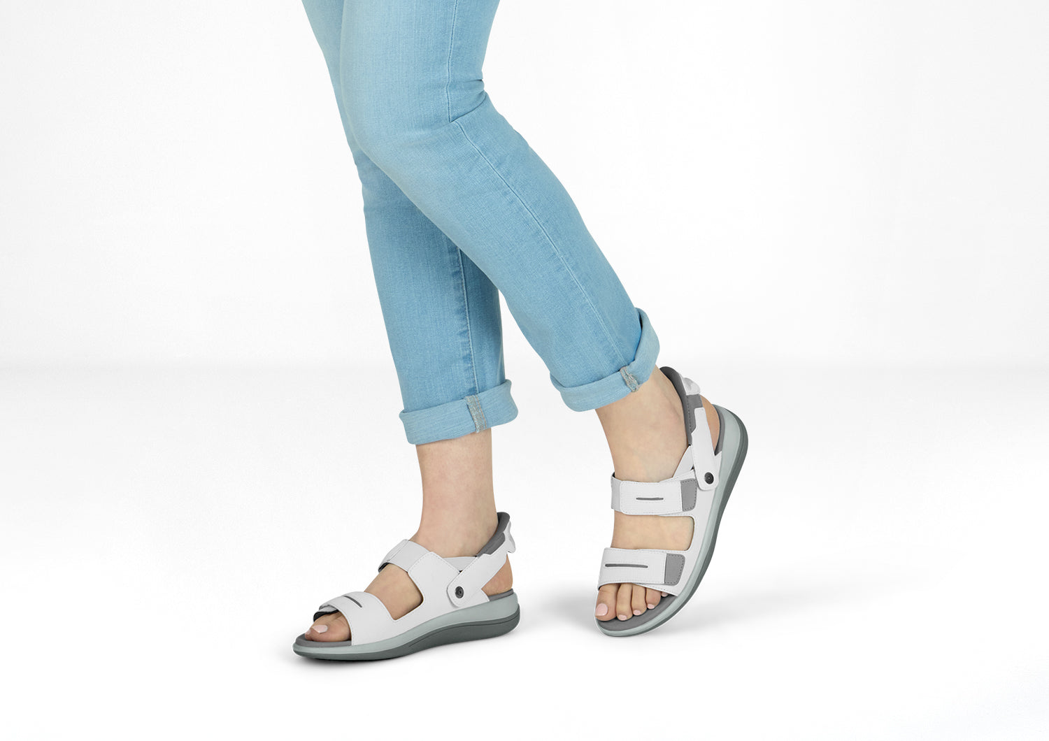 Luna – The Lightweight Comfort Sandal for Active Summer Days