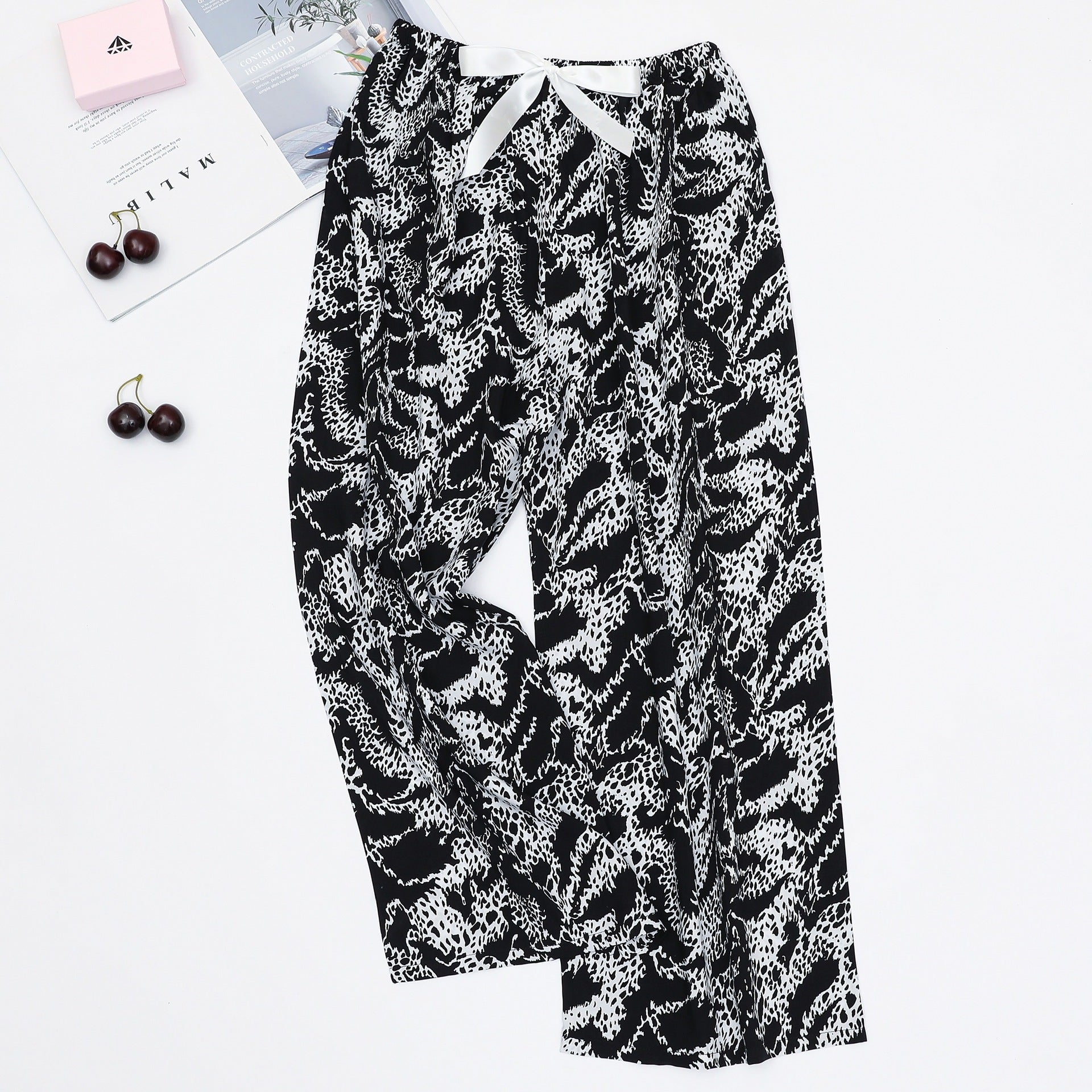Bandana Paisley Print Wide-Leg Drawstring Pants