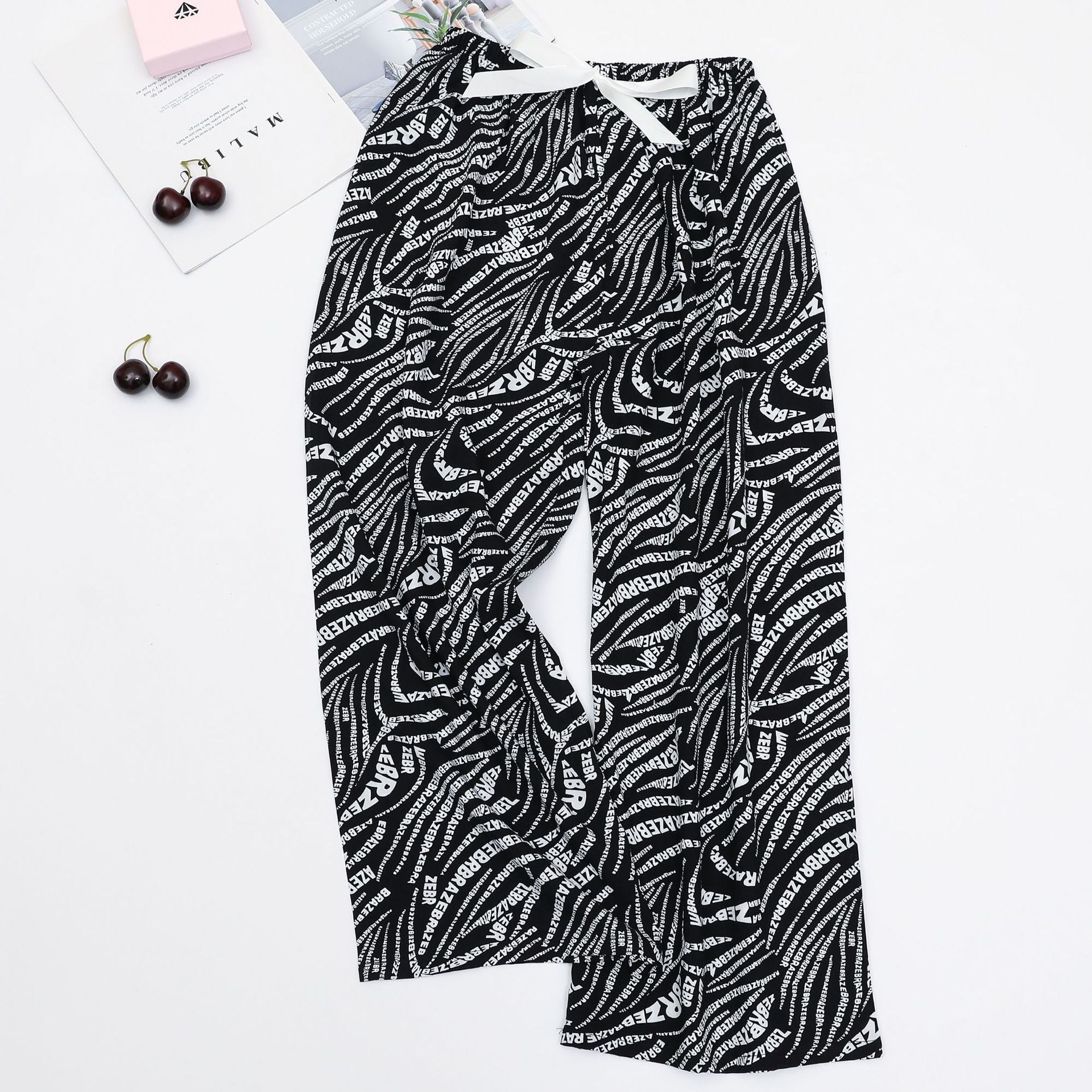 Bandana Paisley Print Wide-Leg Drawstring Pants