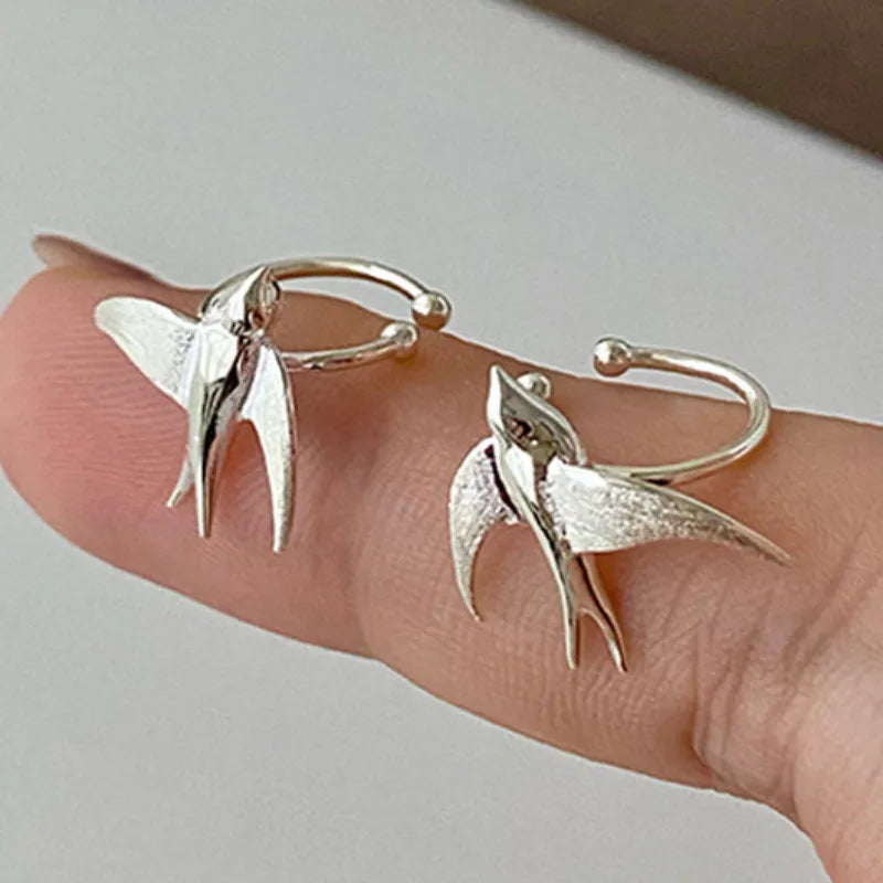 Beautiful Silver tone Swallow Bird Clip-On Earrings