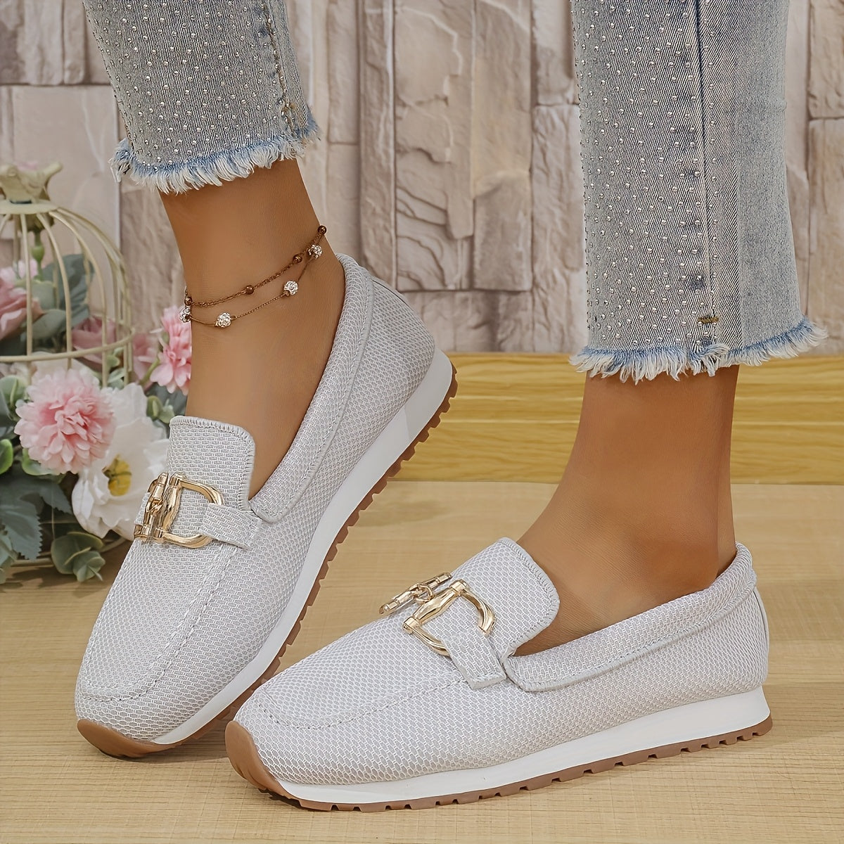 Lindi – Lightweight Comfort Slip-On