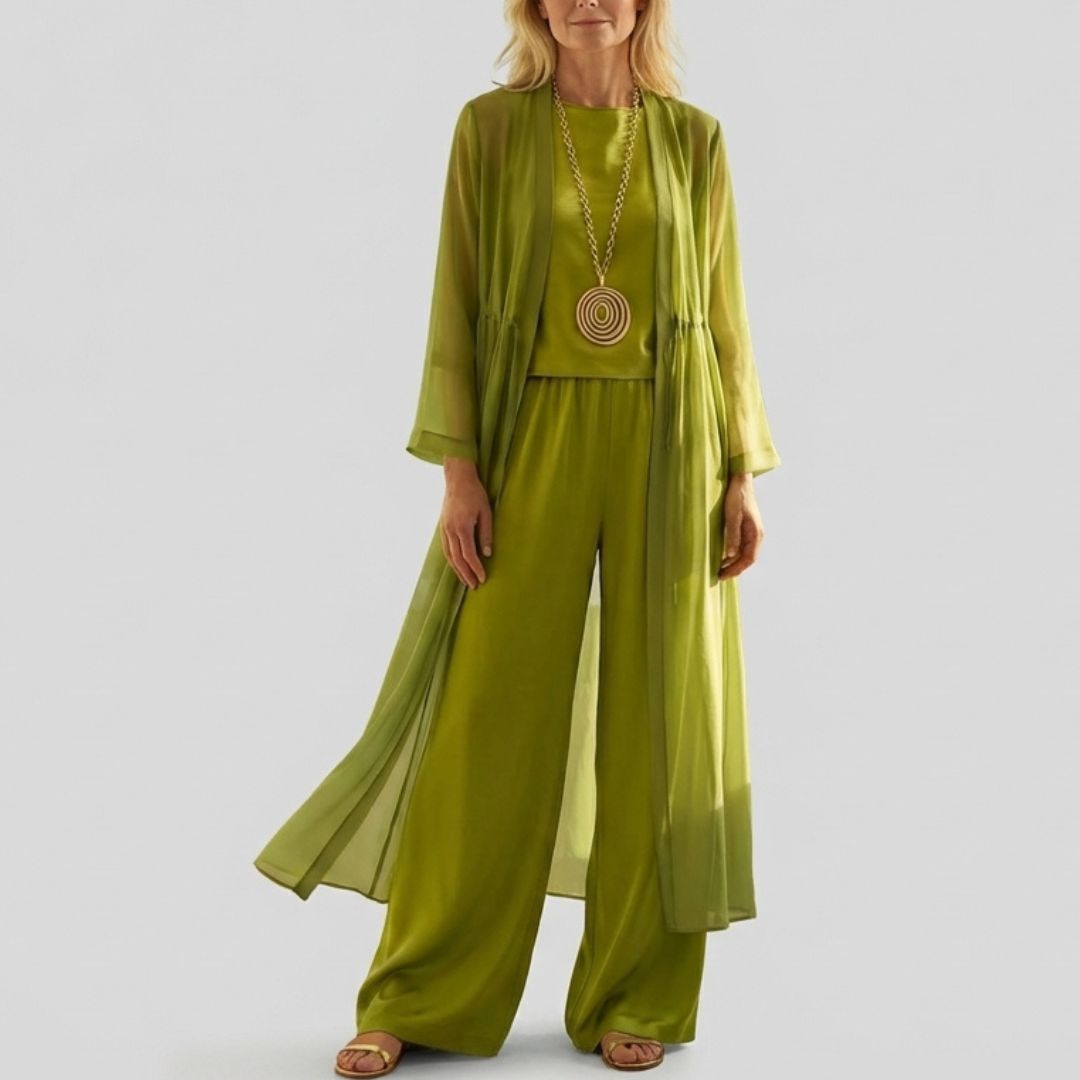 Giada | Elegant Fluid Three-Piece Set