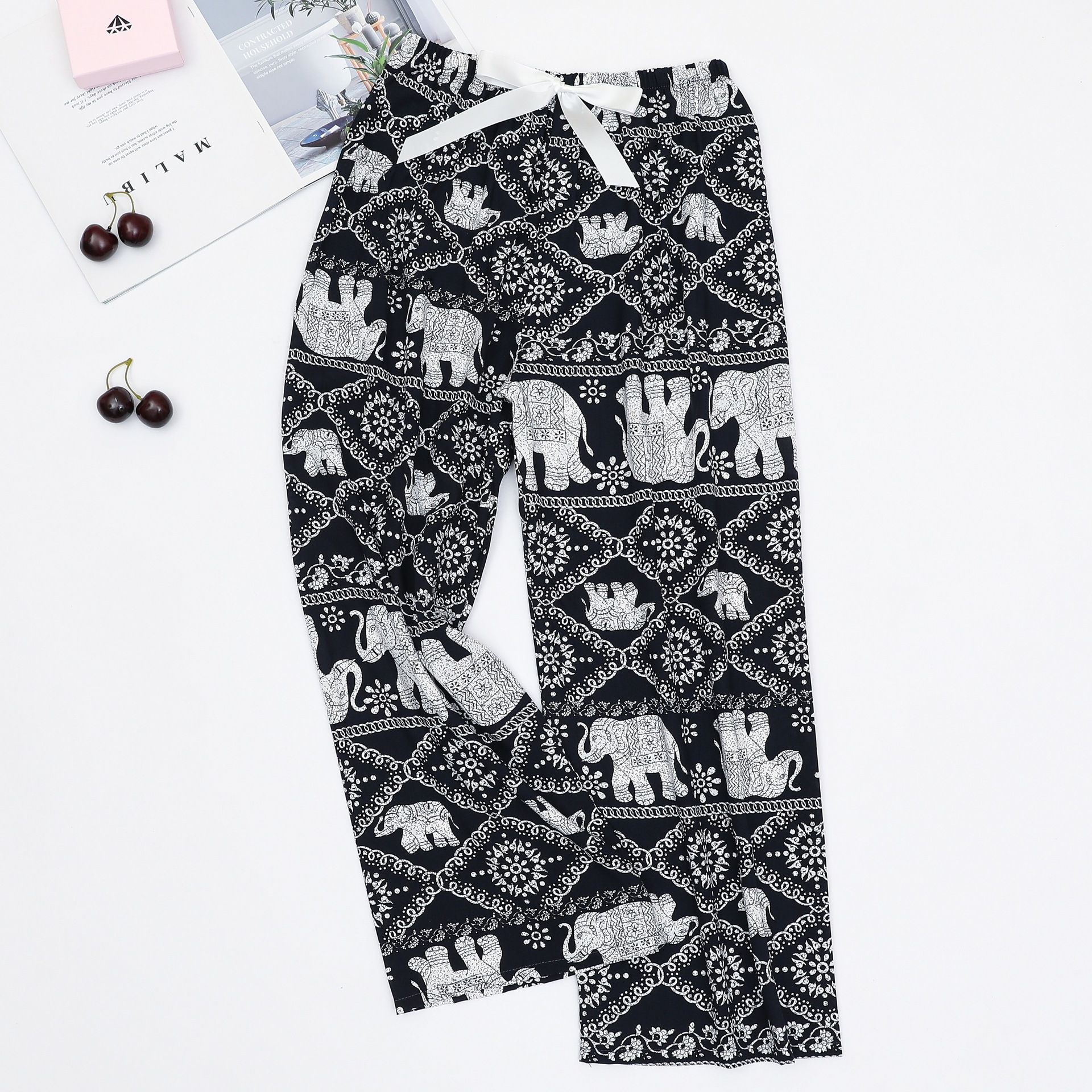 Bandana Paisley Print Wide-Leg Drawstring Pants