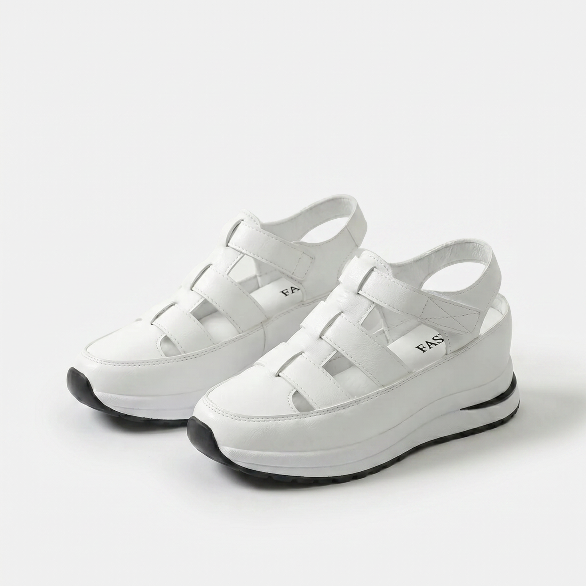 Lone – Perfectly Comfortable Sandals