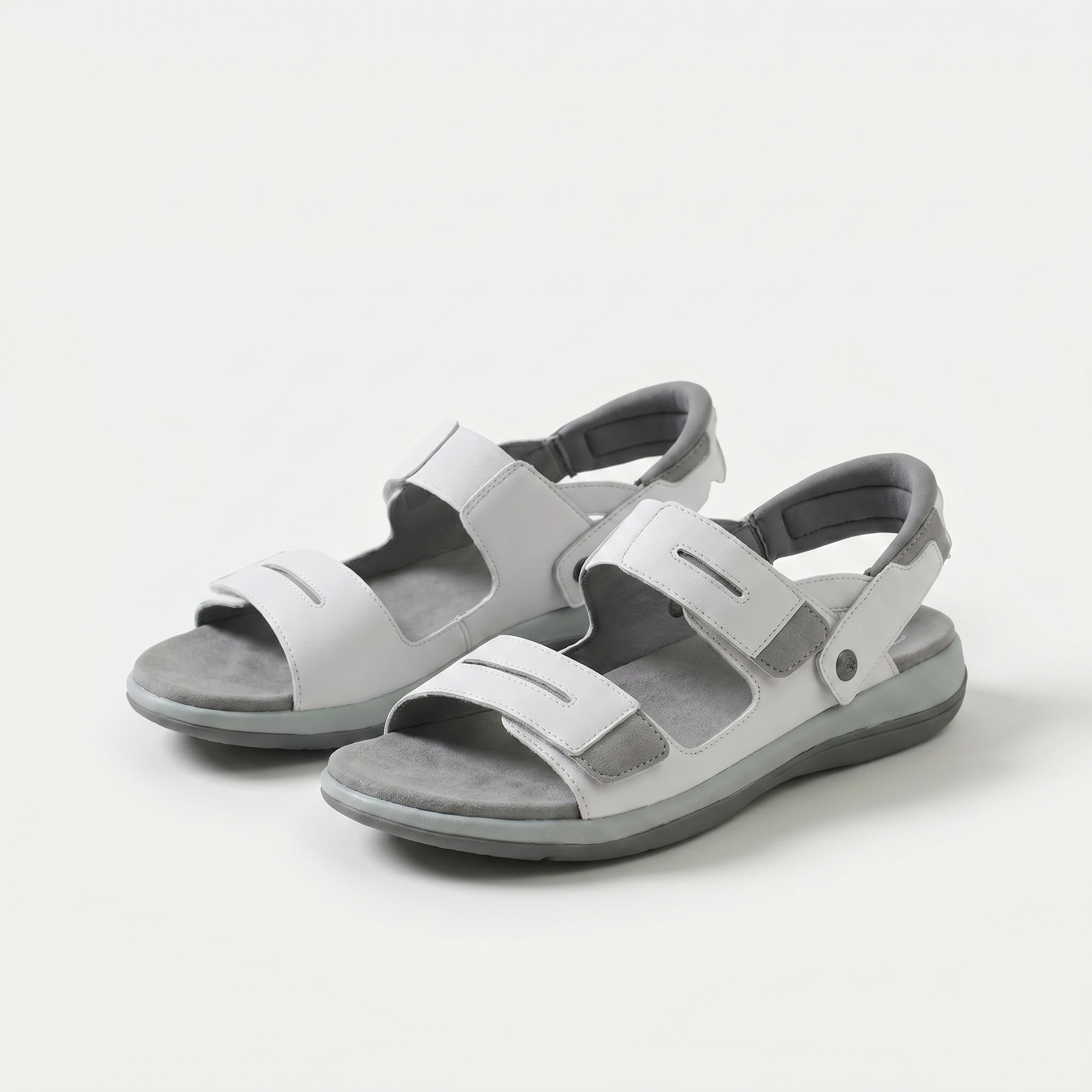 Luna – The Lightweight Comfort Sandal for Active Summer Days