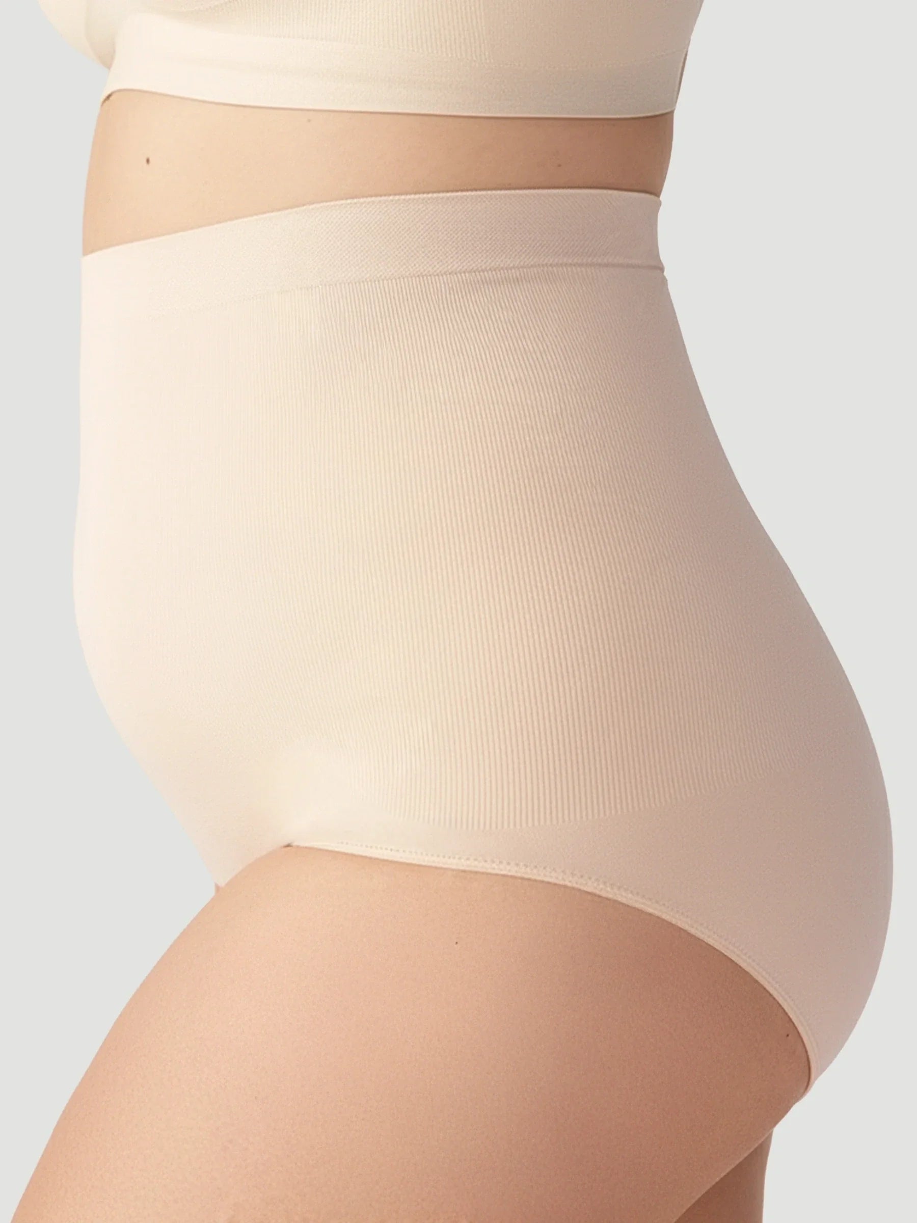 SmoothCurve™ | High Waist Shaping Panty